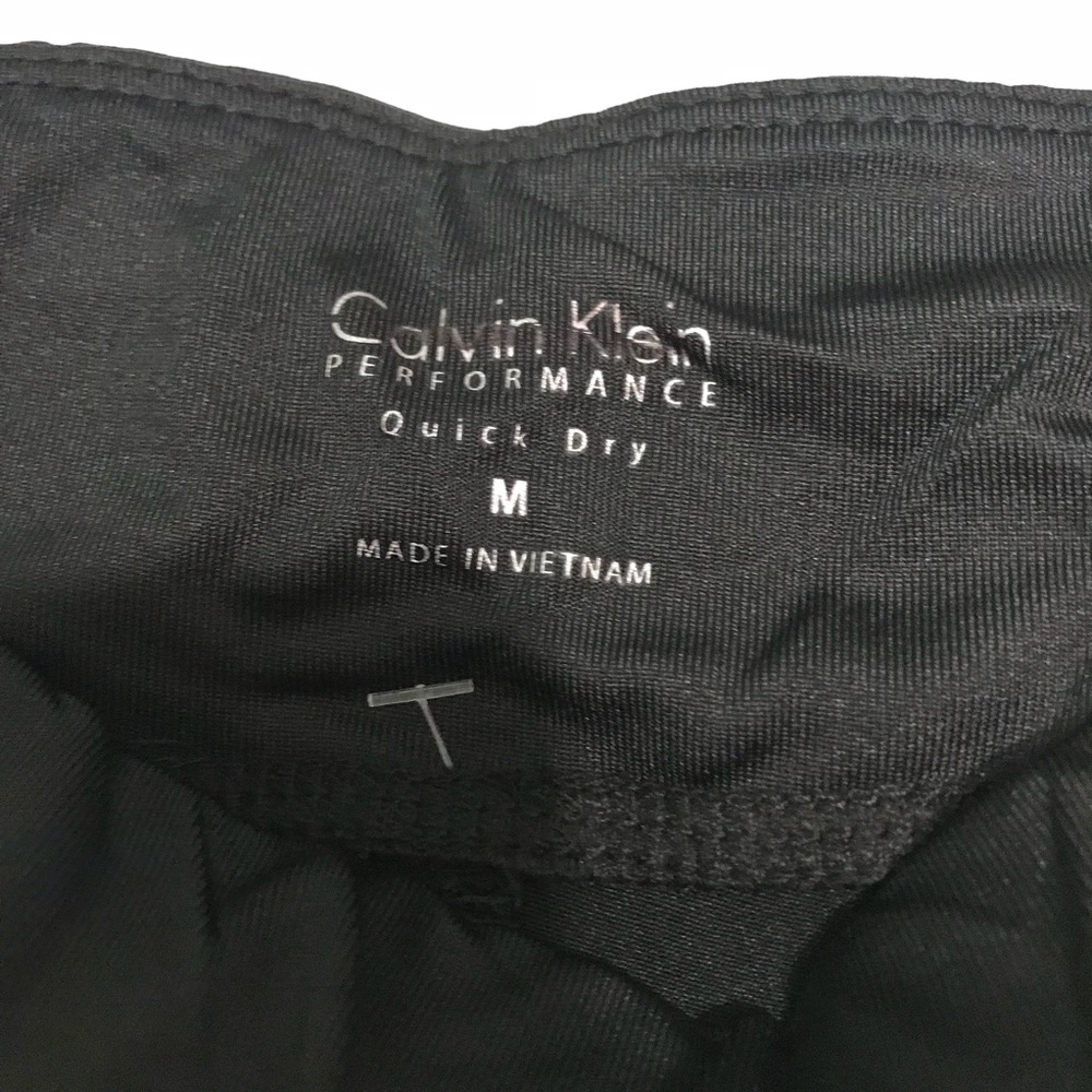 ‼️SOLD OUT‼️ Calvin Klein Performance Leggings - Picture 3 of 5